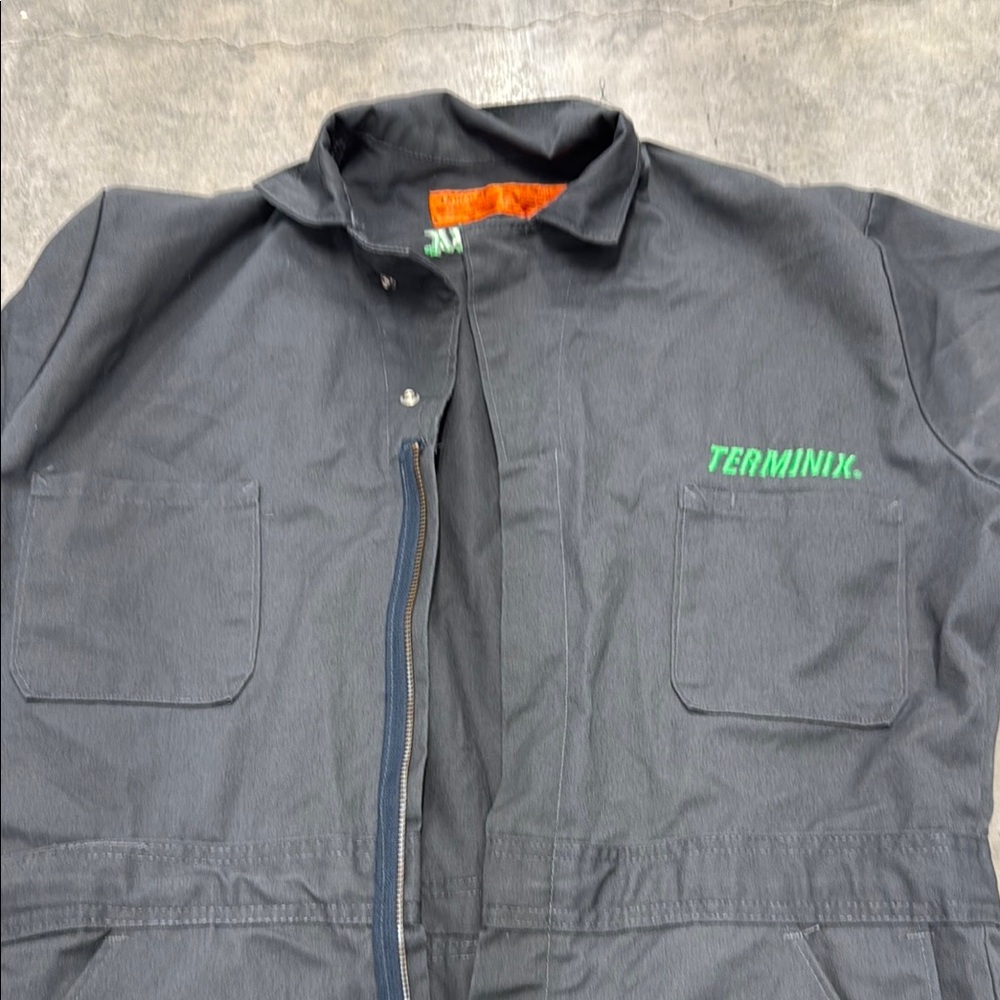 Terminix man jumper π₯π₯ - Picture 2 of 8